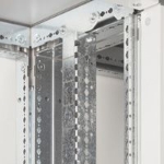 Slika Fiksiranje opreme vertikalno V2000mm set od 2 kom XL3 4000 Legrand