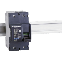 Slika Prekidač minijaturni NG125N 2P 10A C kriva Schneider