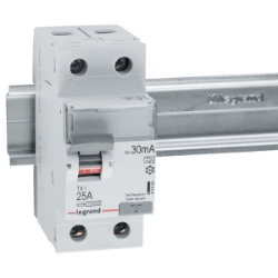 Slika FID sklopka TX3 2P 25A A 30mA Legrand