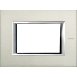 Slika Okvir četvrtasti 3M aluminijum H Legrand